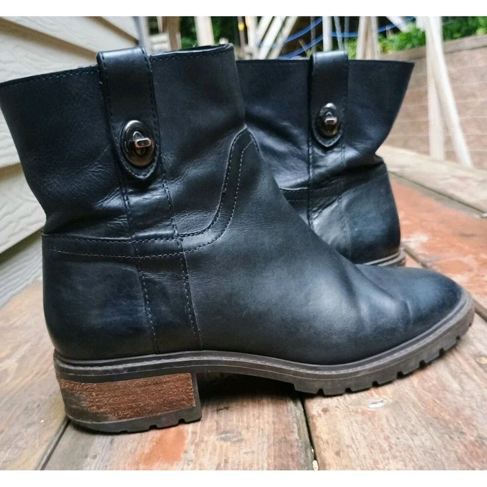 Coach Georgetta Black Ankle Boots Turn Lock Detail Sz 8.5 B